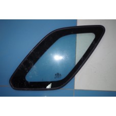 Стекло кузовное глухое правое KIA Sportage