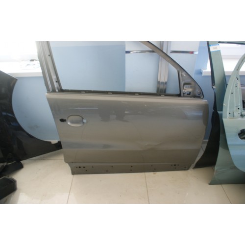 Дверь передняя правая Volkswagen Tiguan Дверь передняя правая Volkswagen Tiguan