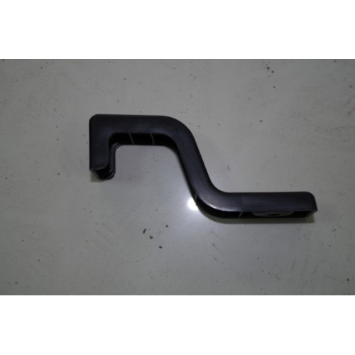 Кронштейн крепления заднего бампера Kia Sportage Кронштейн крепления заднего бампера Kia Sportage