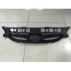 Решетка радиатора Hyundai Solaris
