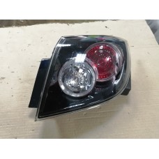Фонарь задний правый внешний Mazda 3 BK