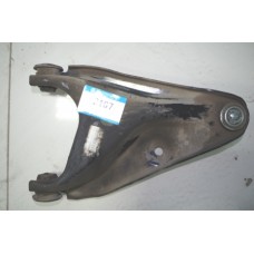 Рычаг передний нижний левый Renault Logan