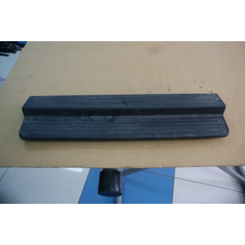 Накладка порога внутренняя передняя левая Chevrolet Epica Накладка порога внутренняя передняя левая Chevrolet Epica