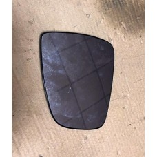 Зеркальный элемент левый Renault Logan