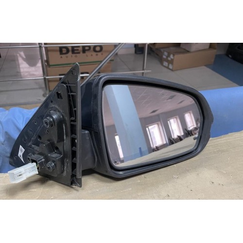 Зеркало заднего вида боковое правое Lada Vesta Зеркало заднего вида боковое правое Lada Vesta