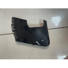 Дефлектор радиатора левый Renault Duster