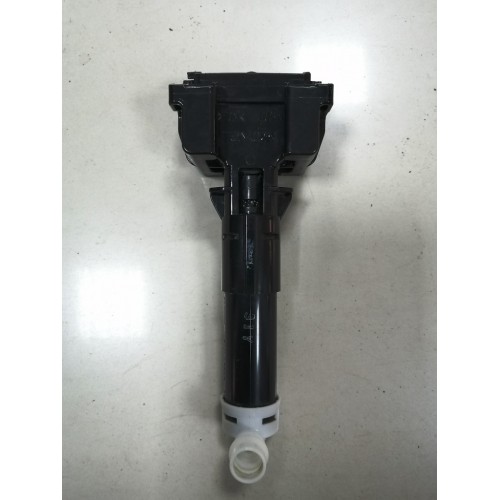 Форсунка омывателя фары передняя правая Toyota RAV4 Форсунка омывателя фары передняя правая Toyota RAV4