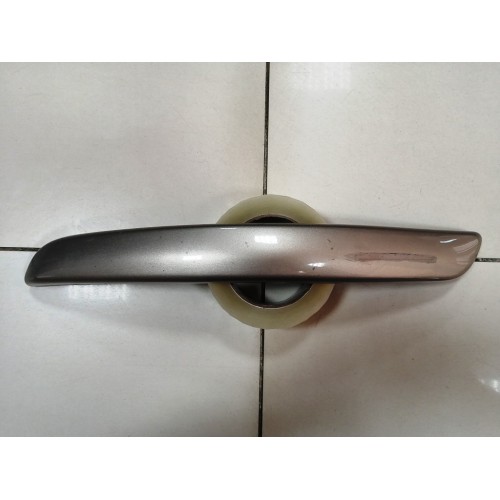 Накладка бампера передняя левая Nissan Tiida Накладка бампера передняя левая Nissan Tiida