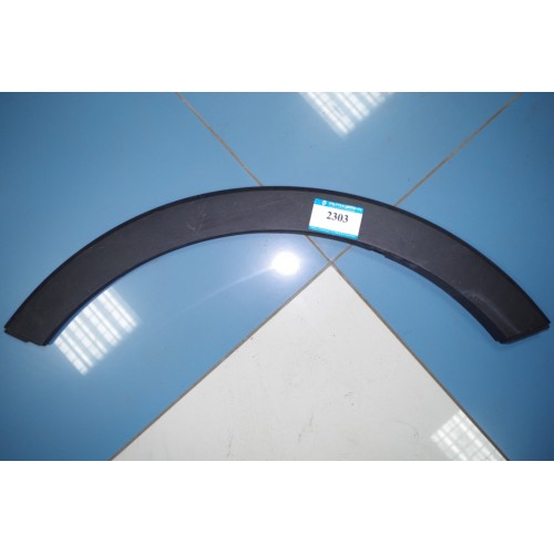 Накладка переднего крыла левого KIA Sportage Накладка переднего крыла левого KIA Sportage