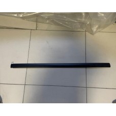 Молдинг двери передней левой Skoda Octavia A5